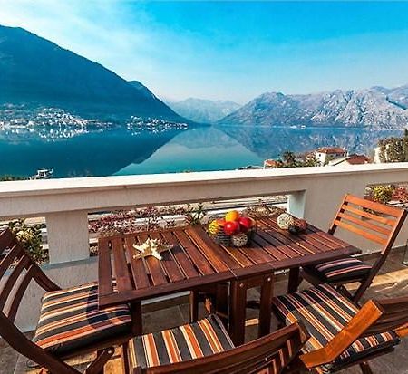 Villa Rossa Kotor Eksteriør billede